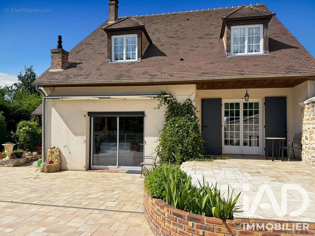 Maison 153 m² à Maincy  - photo 2