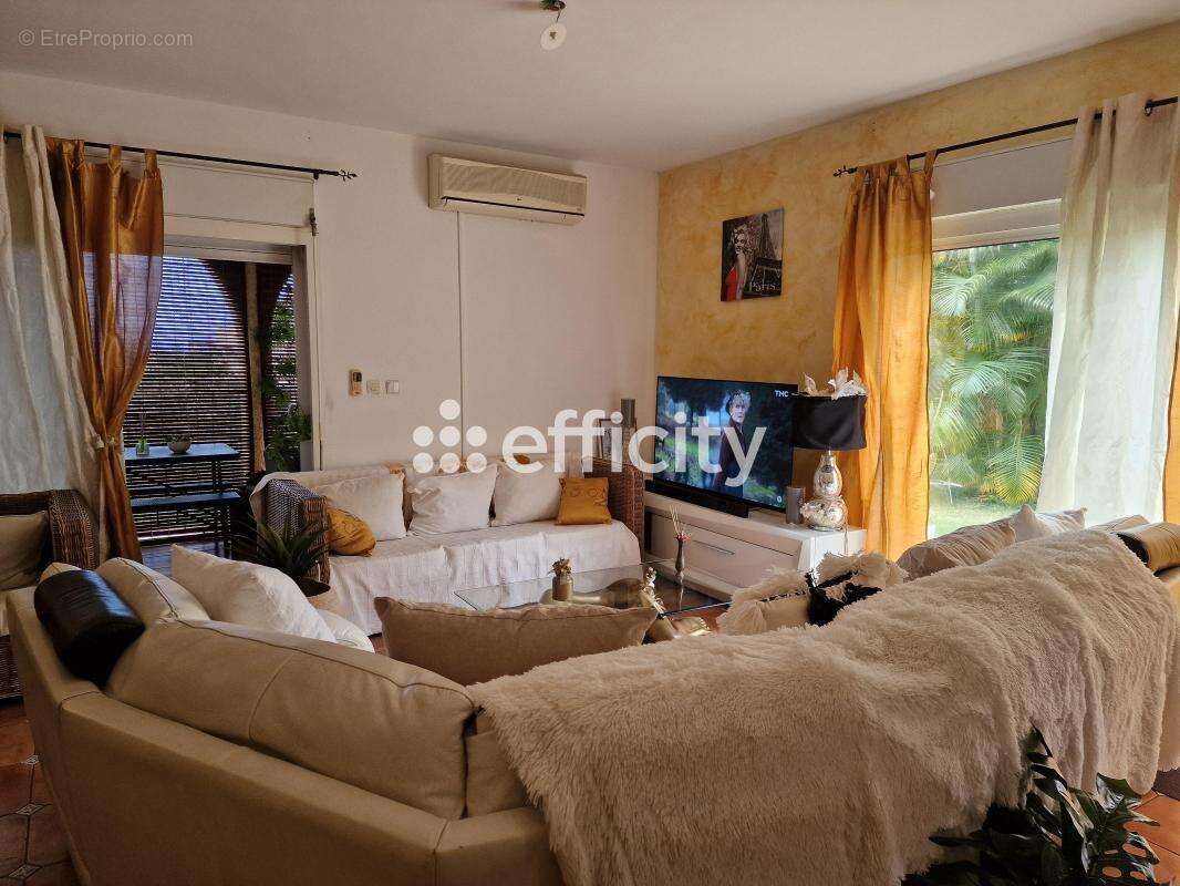 Maison à SAINT-DENIS