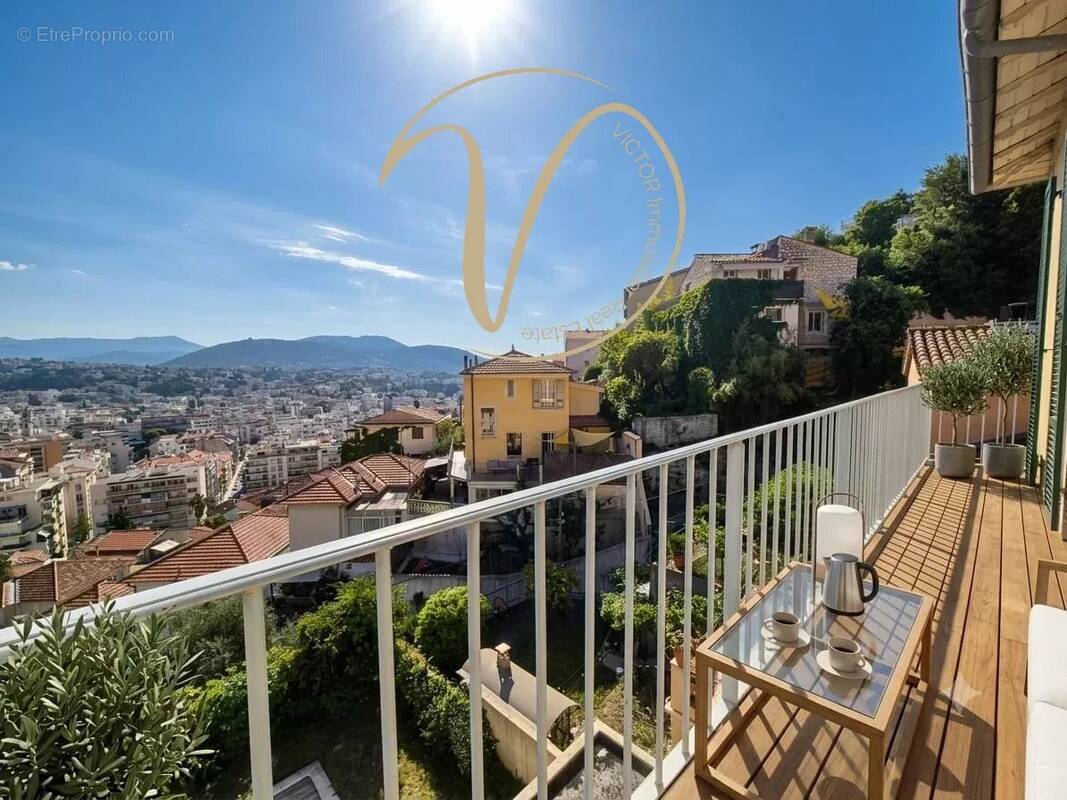Appartement à NICE
