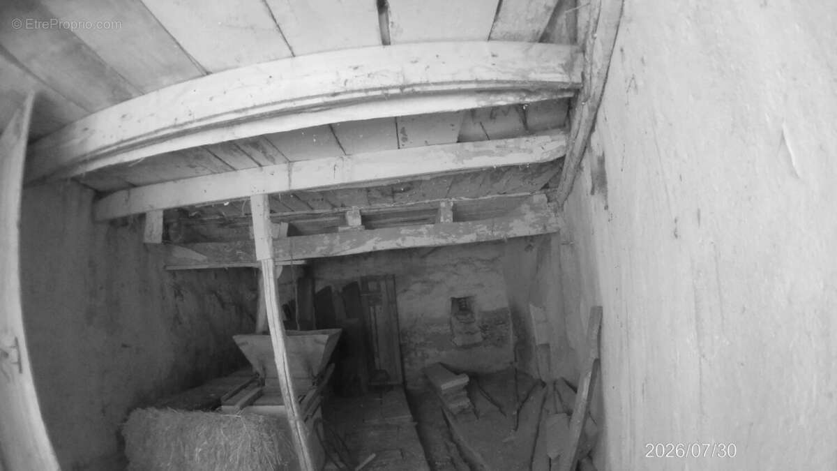 Maison de caractère du XVIIᵉ siècle à restaurer – Au cœur de Castelnau-Pégayrols - photo 12