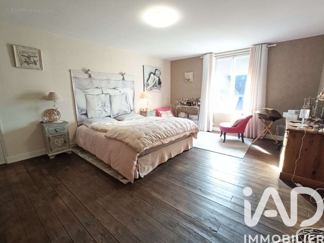 Maison 139 m² à Ruille-Sur-Loir  - photo 7