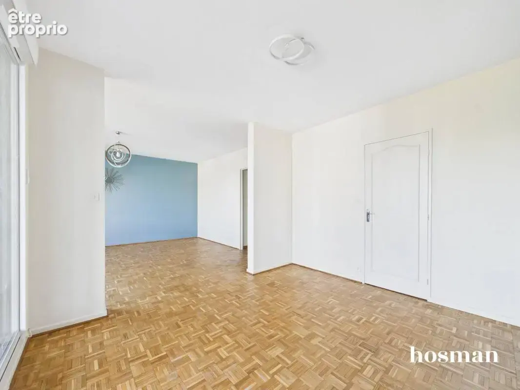 Appartement 5 pièces de 106 m² avec balcon et parking - Avenue Général de Gaulle, Caluire-et-Cuire - photo 3