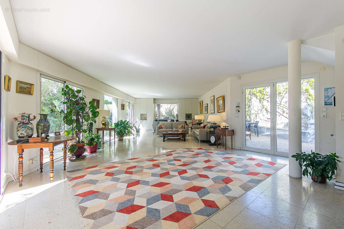 Maison à MARSEILLE-7E