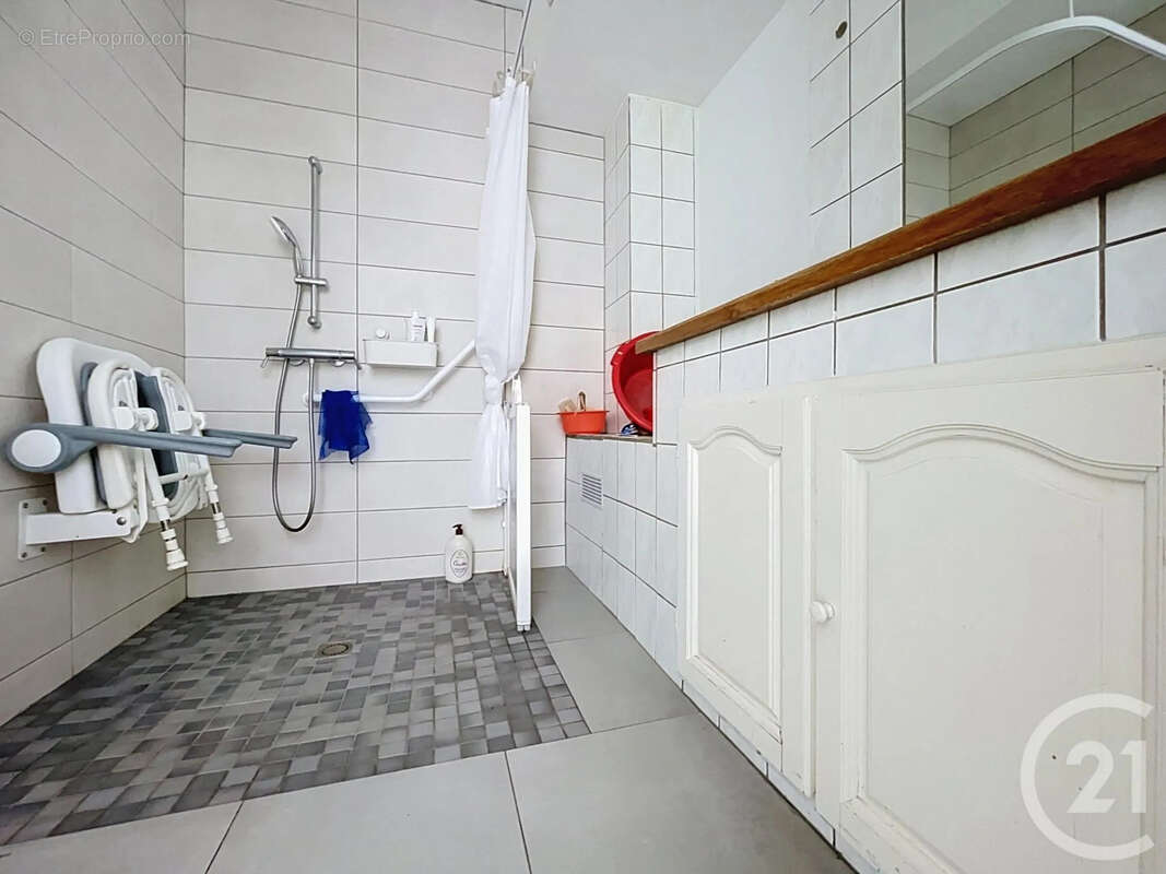 Appartement 74 m² à Epinal  - photo 10