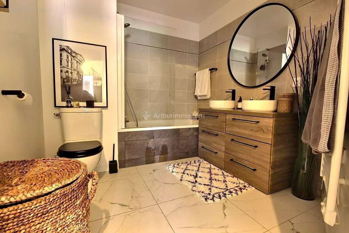 Appartement à ASNIERES-SUR-SEINE