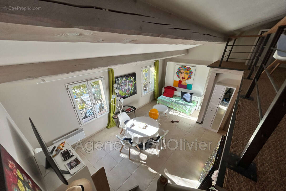 Appartement à VALBONNE