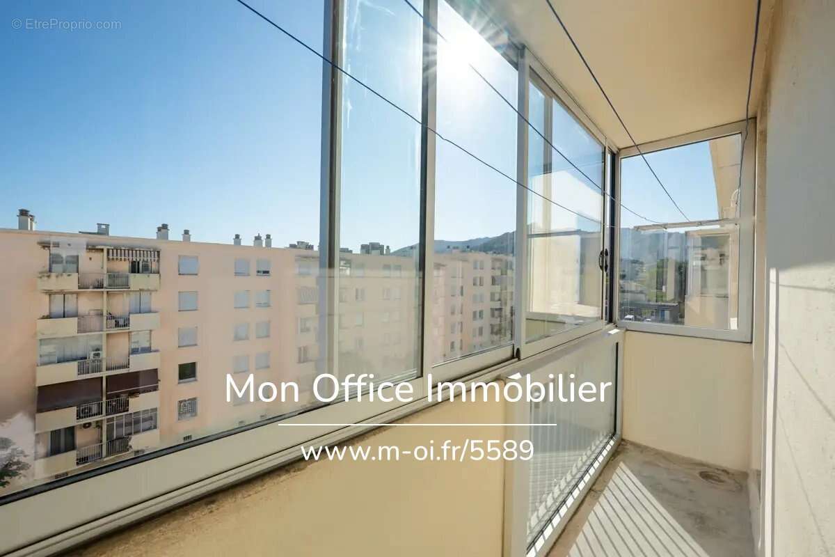 Appartement à MARSEILLE-10E