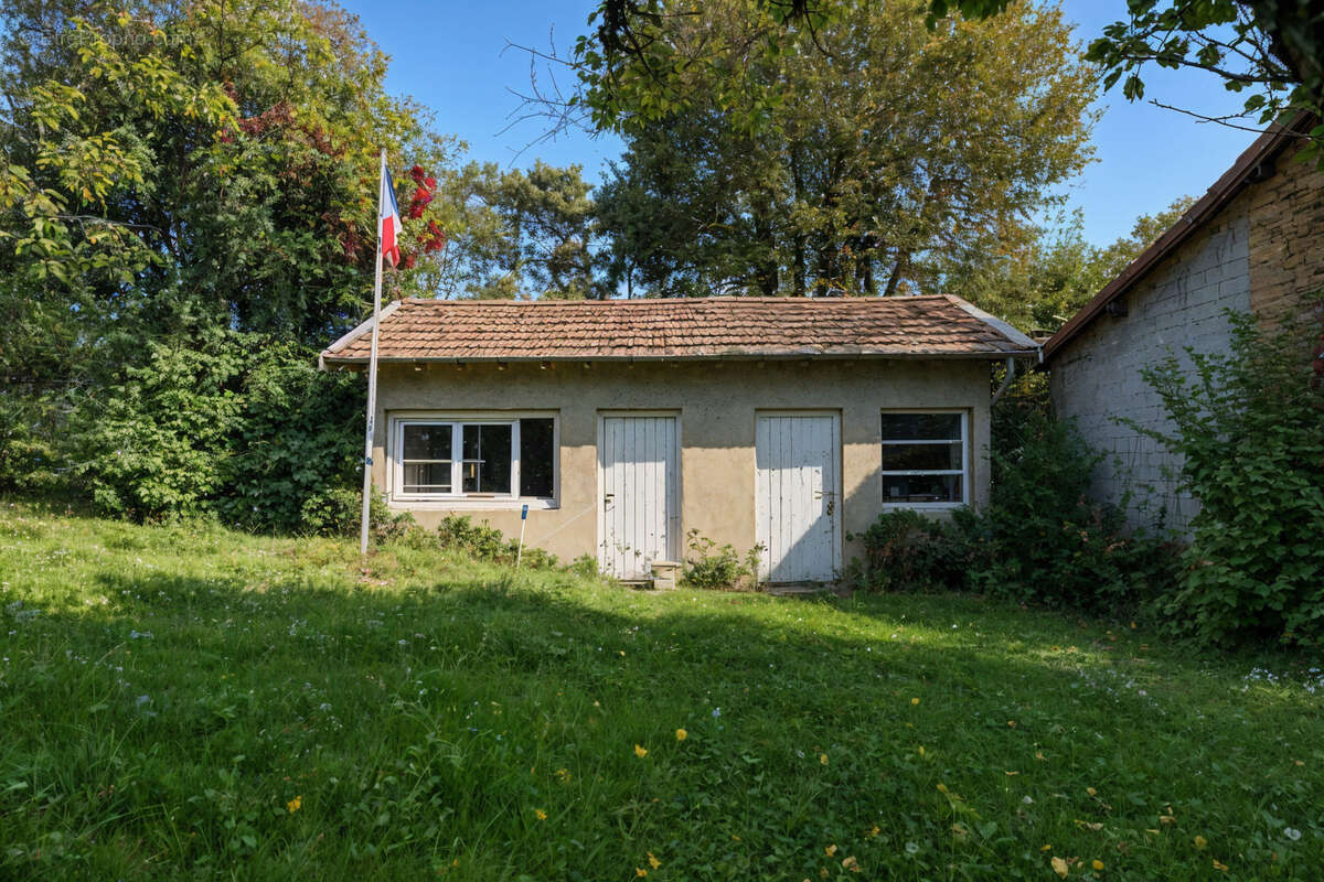 Maison à SAINT-CYR-AU-MONT-D'OR