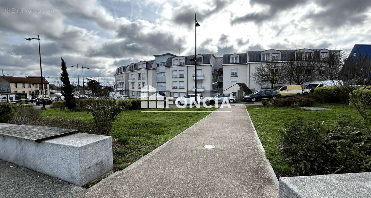 Appartement à CORBEIL-ESSONNES
