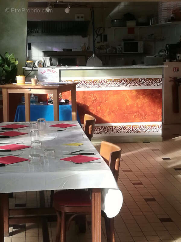 Commerce à GAREIN