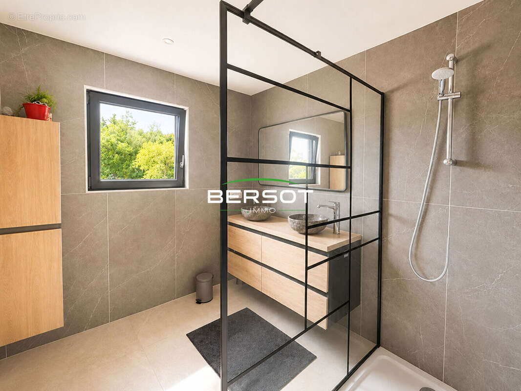 Maison contemporaine 3 chambres - Environnement calme - photo 8