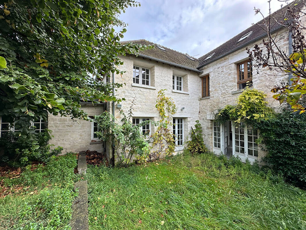 Maison à BORAN-SUR-OISE