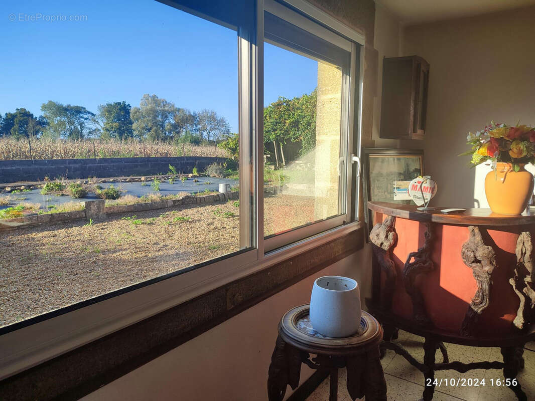 Maison à LA CHARTRE-SUR-LE-LOIR