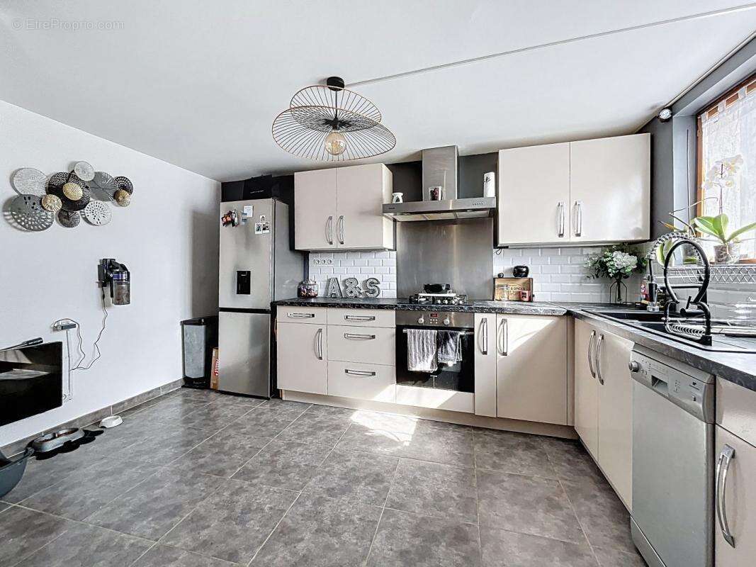 Maison à BUSSIERE-SAINT-GEORGES