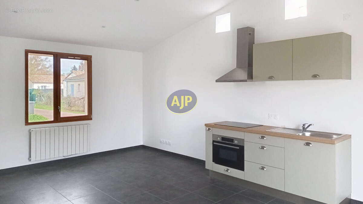 Maison à SAINT-VIVIEN-DE-MEDOC