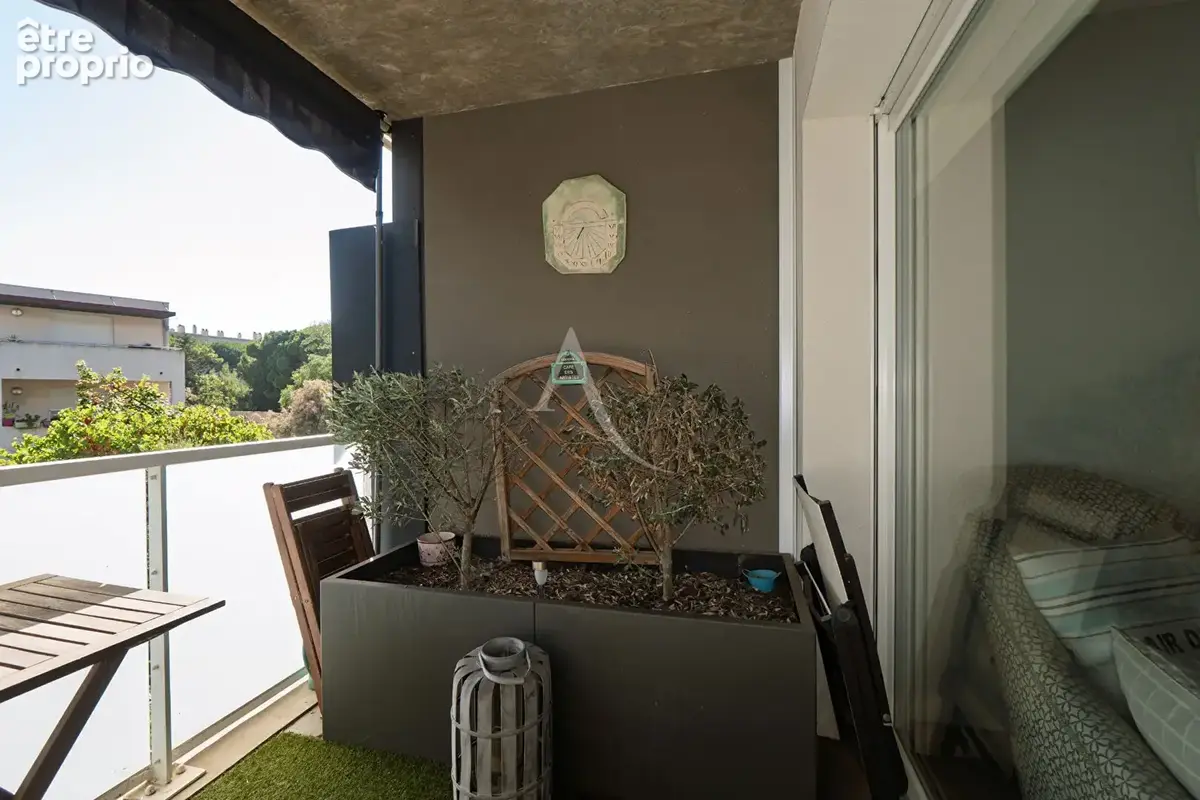 Appartement t2 à vendre à sète, résidence récente, terrasse, ascenseur et deux parkings en sous-sol. - photo 10