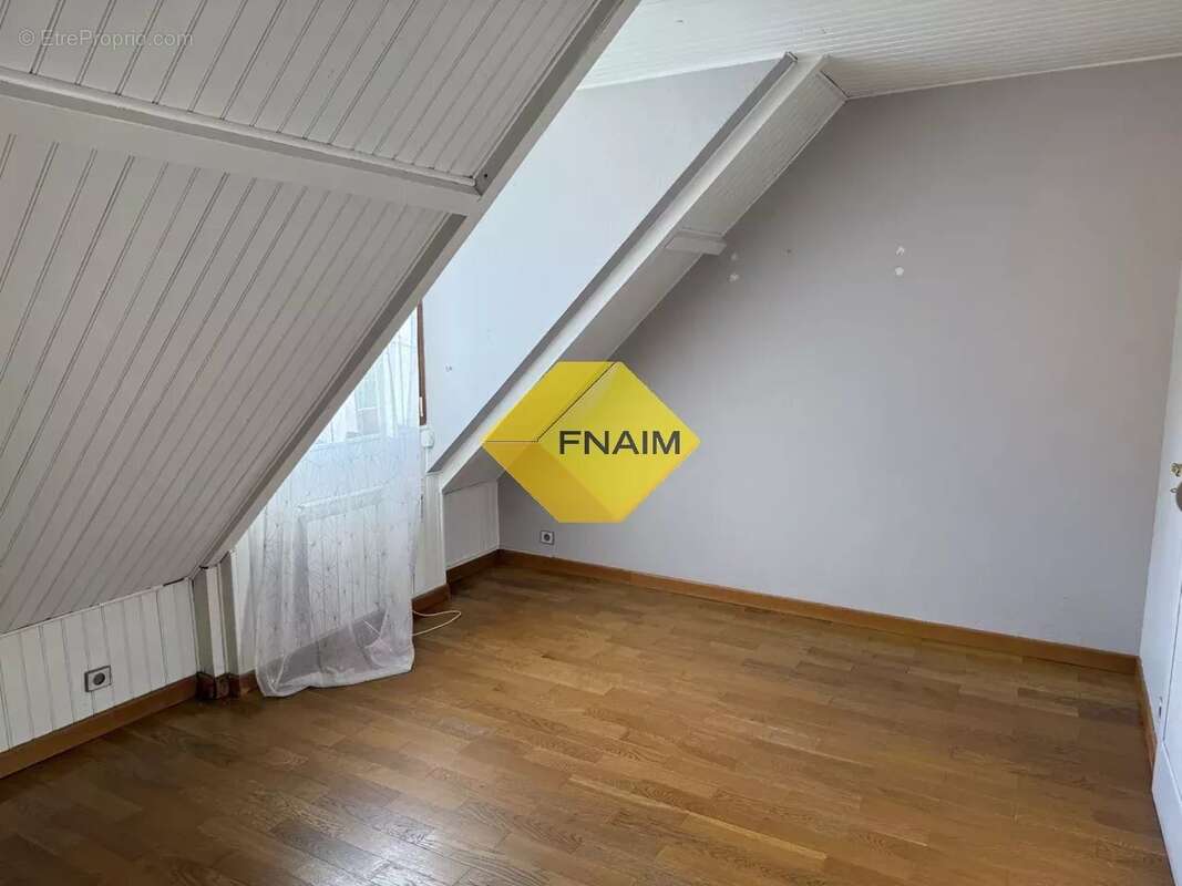 Maison à SAULX-LES-CHARTREUX