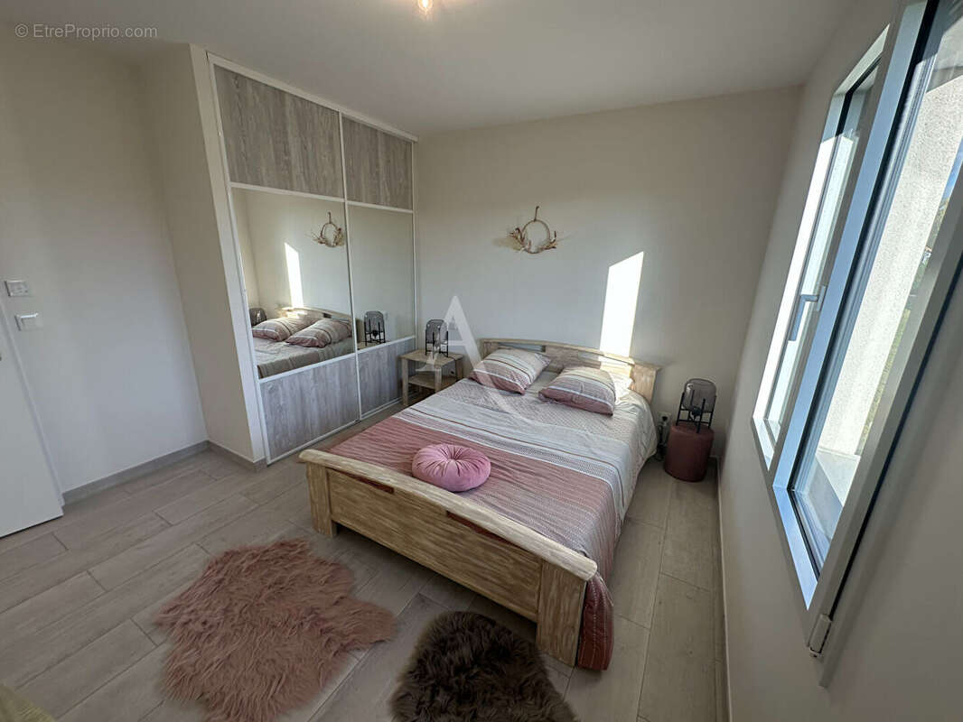 Maison à LES MONTILS