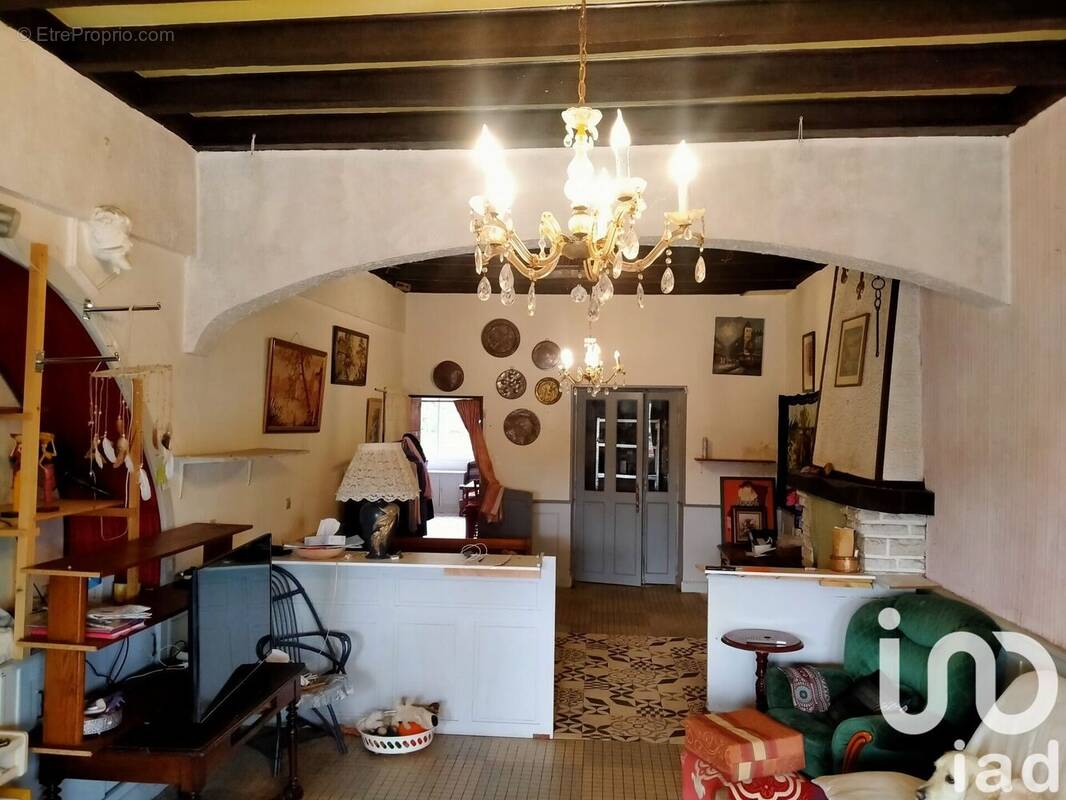 Photo 1 - Maison à SAINT-GAULTIER