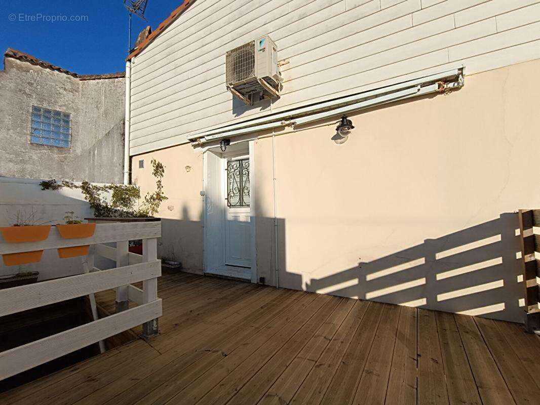 Maison à SAINT-GEORGES-DE-DIDONNE