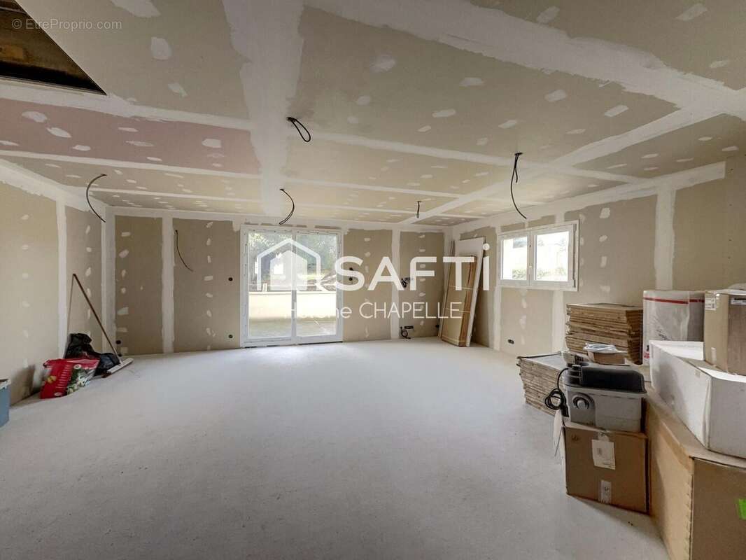 Photo 2 - Maison à NEUILLY-EN-THELLE