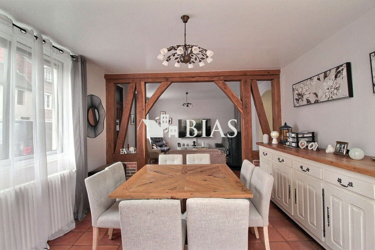 Maison à LE NEUBOURG