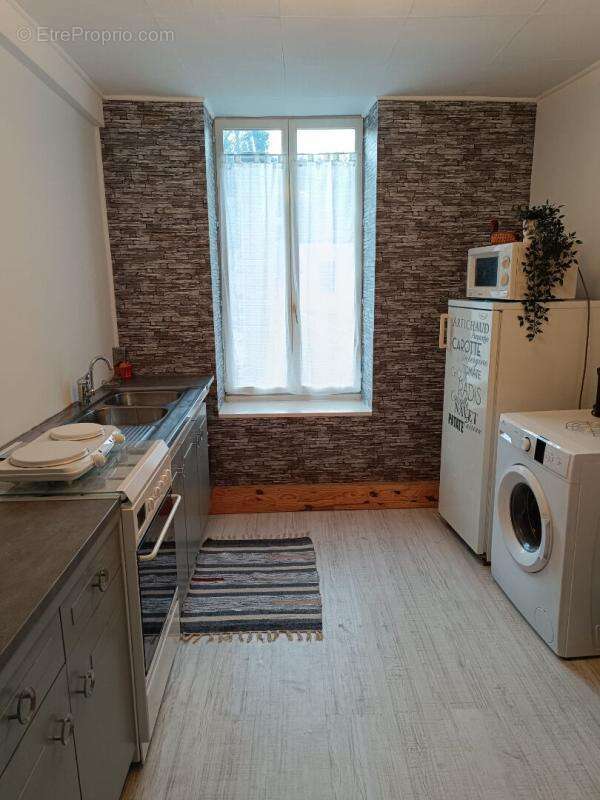 Appartement à BOURBON-L'ARCHAMBAULT