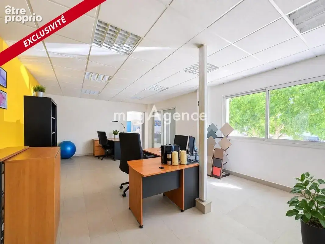 Bâtiment artisanal – 352 m² – dépôt & bureaux - photo 9
