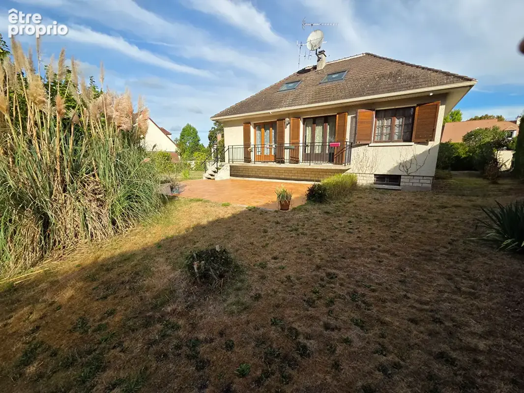 Maison Bullion 4 pièce(s) 95m2 - photo 8