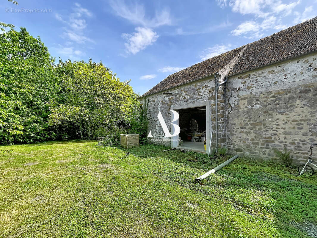 Maison à LA CHAPELLE-RABLAIS