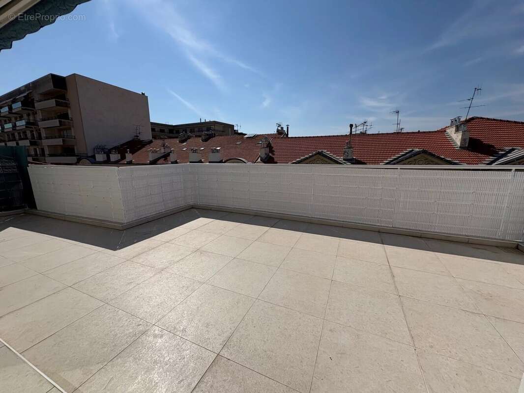 Appartement à NICE