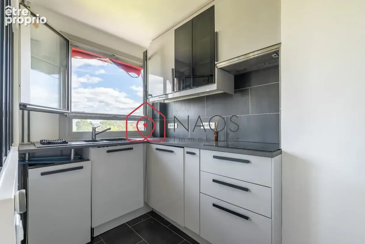 Rueil gare rer à 7 mn à pied : 3 pièces  66 m² + balcon + cave + parking libre - photo 7