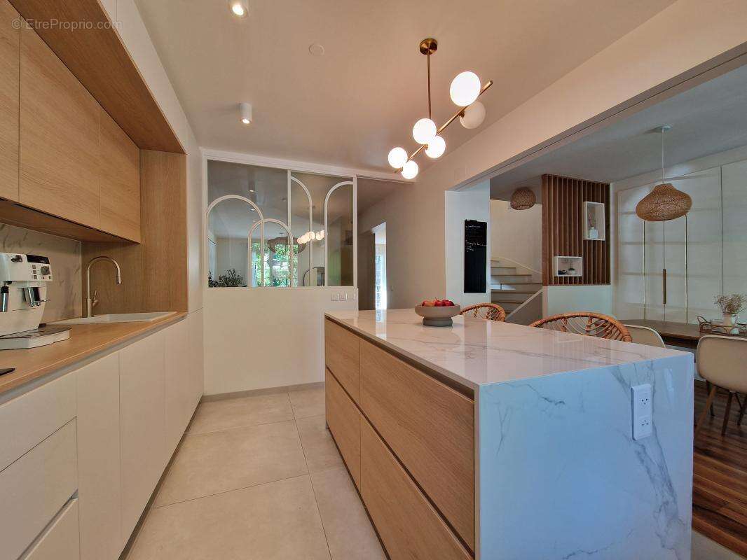 Maison à JOUY-EN-JOSAS