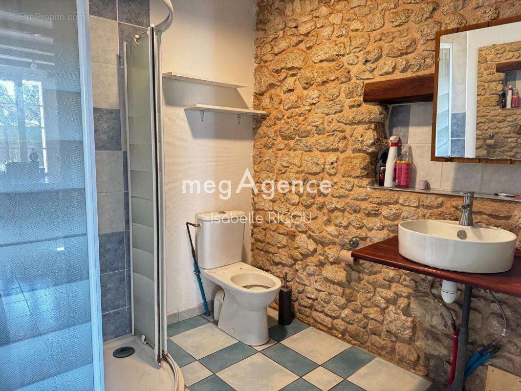 Maison à BOURCEFRANC-LE-CHAPUS