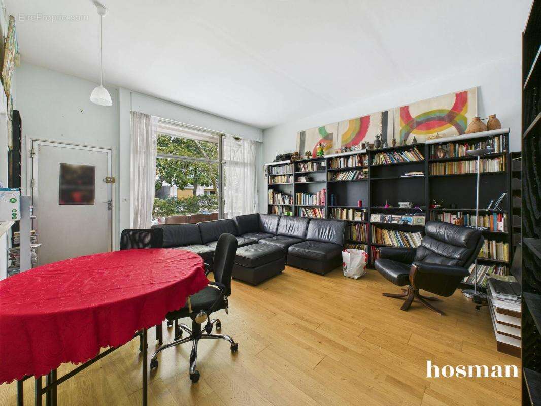 Appartement à PARIS-15E