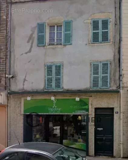 Appartement à LA TOUR-DU-PIN