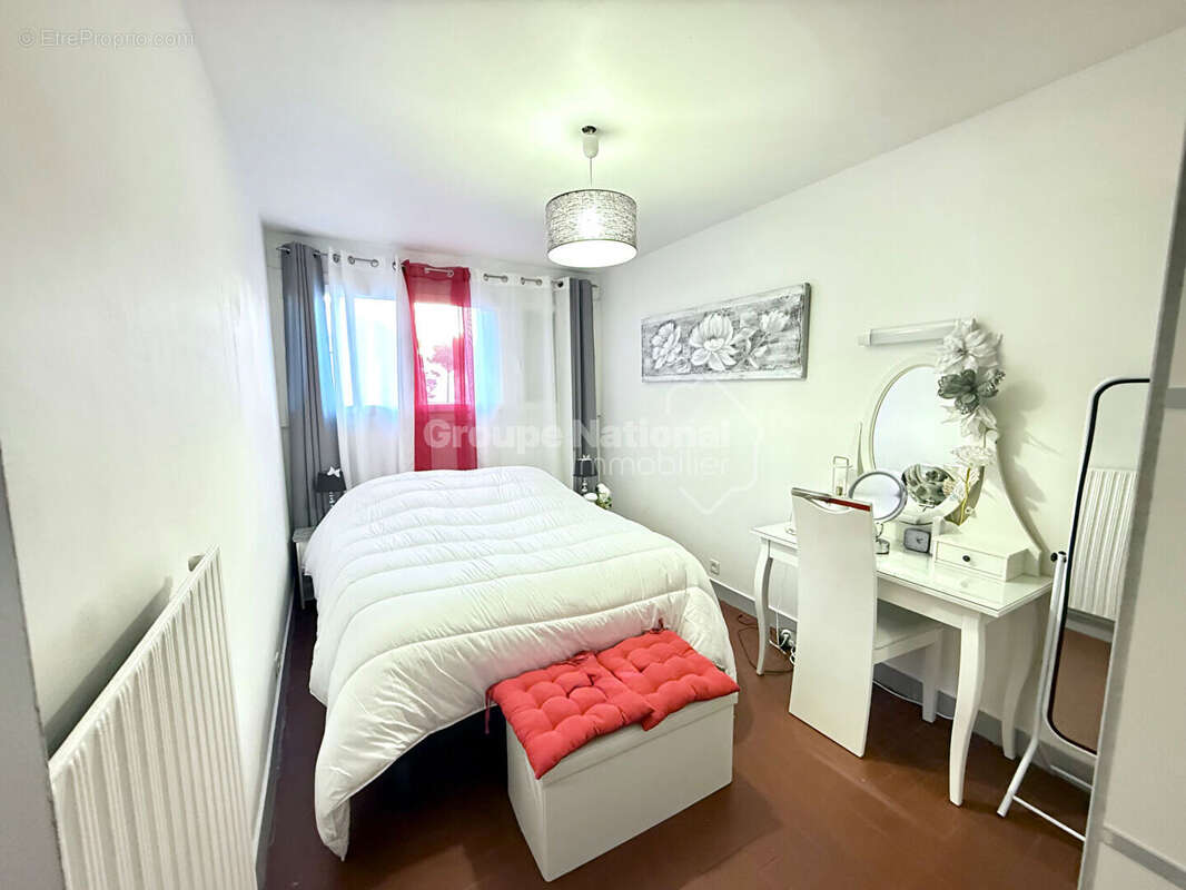 Appartement à SEPTEMES-LES-VALLONS