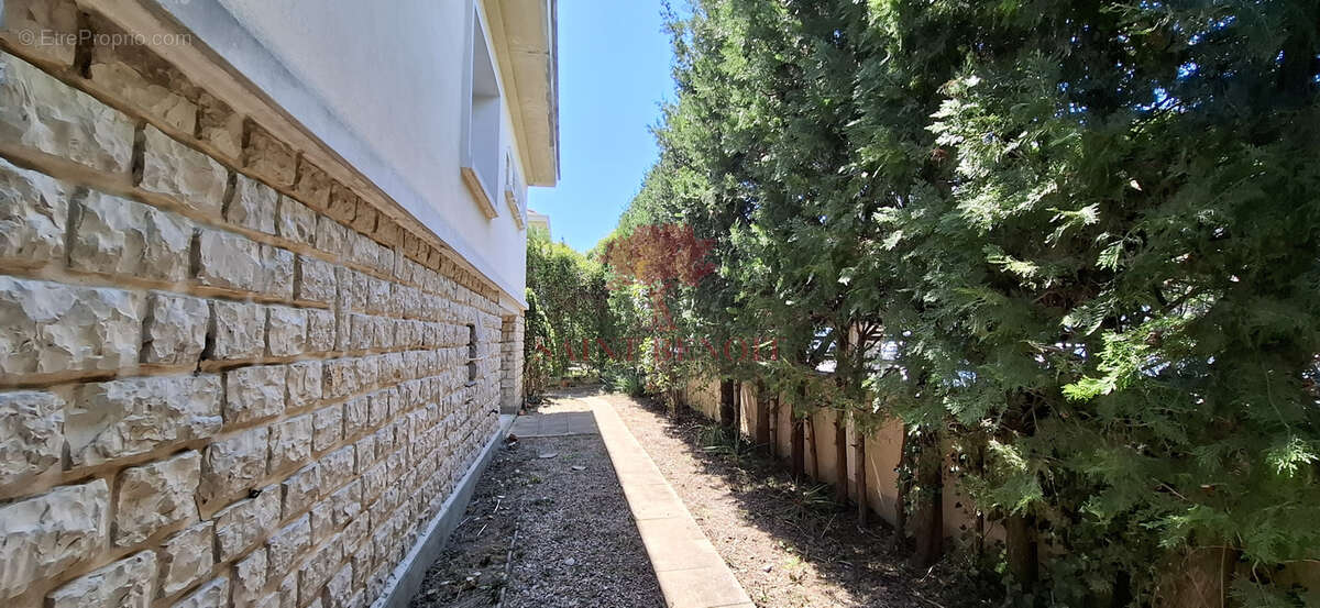 Maison à CLERMONT-L'HERAULT