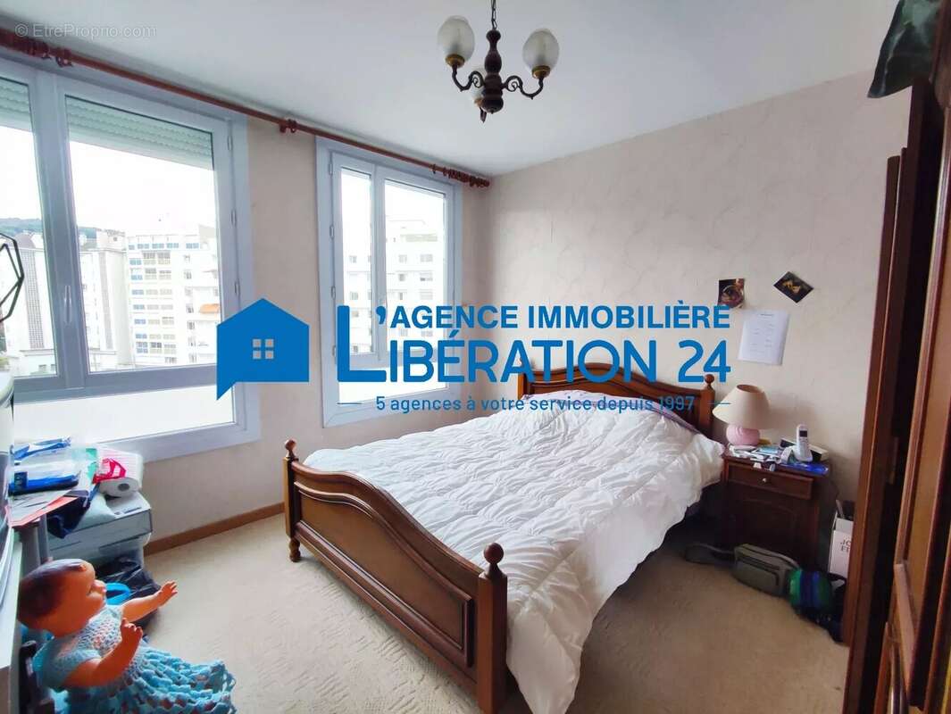 Appartement à SAINT-ETIENNE