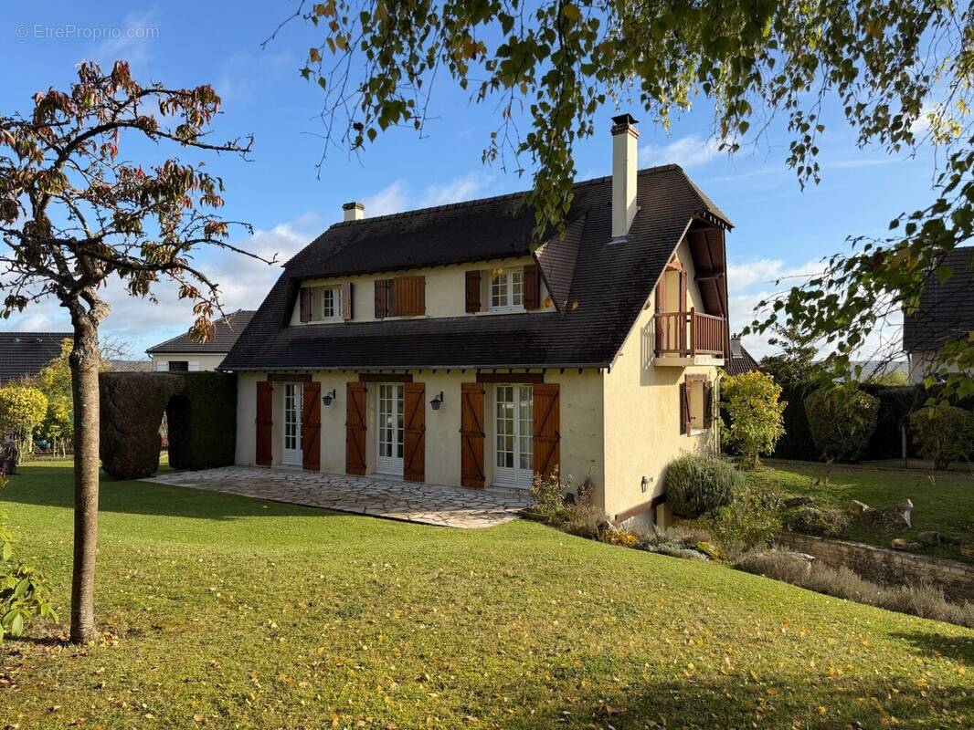 Maison à SAINT-MARCEL