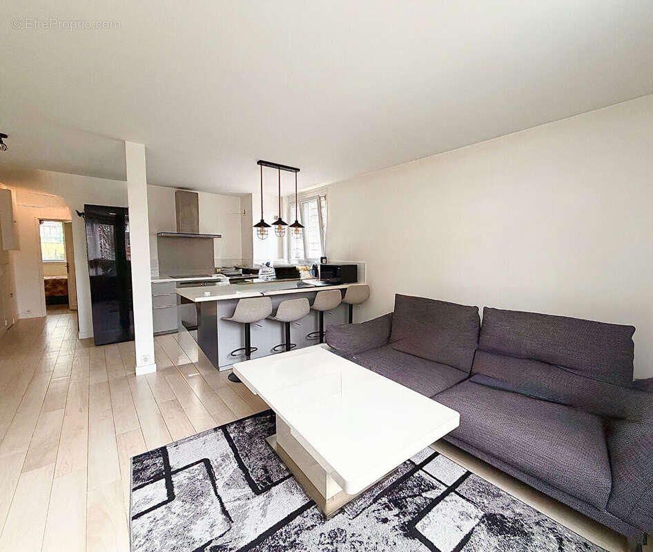 Appartement à SURESNES