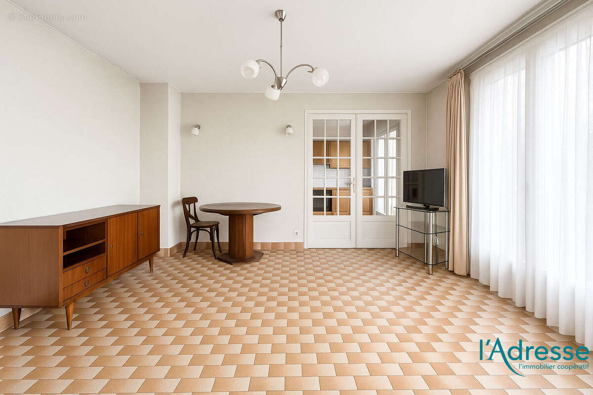 Maison à IVRY-SUR-SEINE