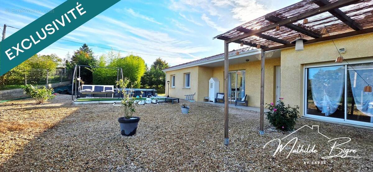 Photo 1 - Maison à SAINT-GERMAIN-LEMBRON