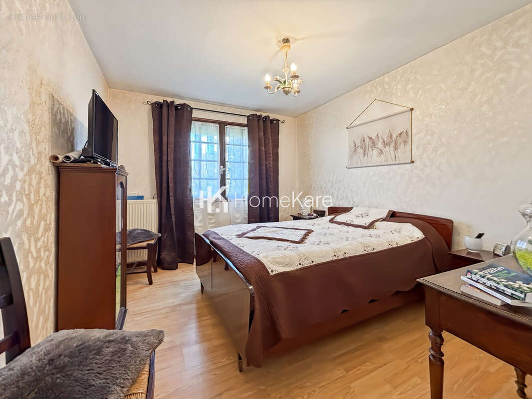 Maison à LEZAT-SUR-LEZE