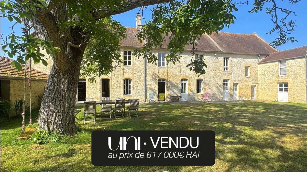 Maison à ANGUERNY
