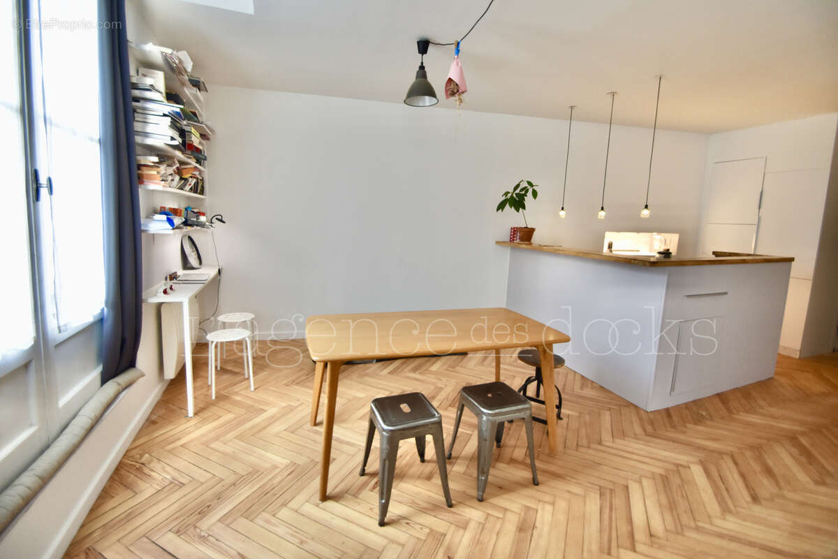 Appartement à BORDEAUX