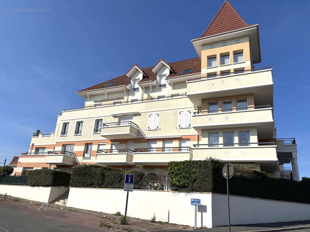 Appartement à DIVES-SUR-MER