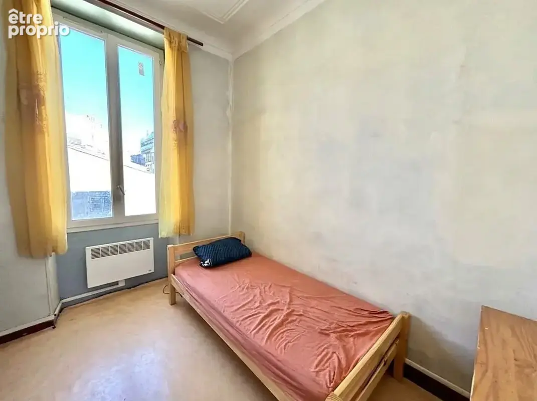 Investissement - T3 de 50m2 - Secteur Longchamp - photo 5