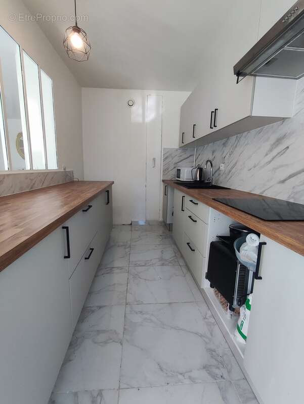 Appartement à VILLETANEUSE