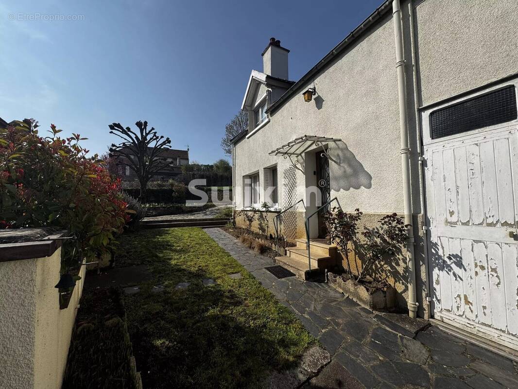 Maison à ASQUINS